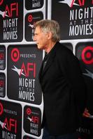 los angeles, 24 april - Harrison ford anländer till afi-kvällen på bio 2013 på arclight hollywood teatrar den 24 april 2013 i los angeles, ca. foto