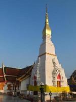 phra som choeng chum pagod i sakon nakorn, Thailand foto
