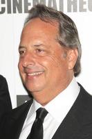 los angeles, 12 dec - jon lovitz vid den 27:e amerikanska cinematekpriset på beverly hilton hotel den 12 december 2013 i beverly hills, ca. foto