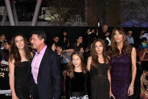 los angeles, 12 mars - sylvester stallone anländer till premiären för hunger games på nokia theater at la live den 12 mars 2012 i los angeles, ca. foto