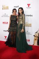 los angeles, 10 oktober - judy reyes, edy ganem vid 2014 års nclr alma awards ankomster till civic auditorium den 10 oktober 2014 i pasadena, ca. foto