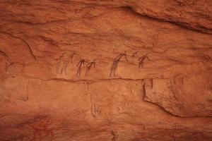 höhlenmalerei in der algerischen sahara