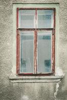 gamla smutsiga fönster foto