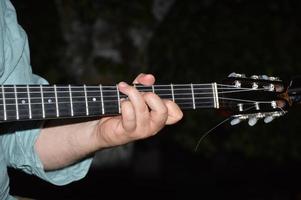 ackord av en klassisk gitarr foto