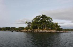 naturskön utsikt över kustön i Casco Bay foto