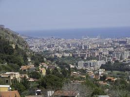 ön Sicilien med staden Palermo foto