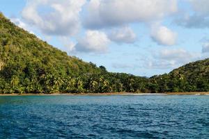 ensamma karibiska stränder vid saint lucia foto