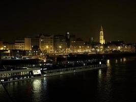 antwerpen vid floden schelde foto