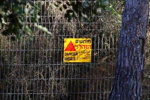 vägmärken och skyltar i Israel foto