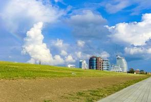 stadsbilden kust och landskap vallen panorama av Bremerhaven Tyskland. foto