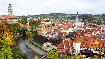 cesky krumlov gamla stadskärnan och utsikt över floden foto