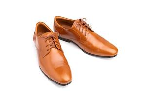 nya män läder sko brun färg isolerad på vitt foto