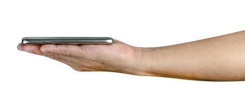 hand som håller mobil smart telefon isolerad på vit bakgrund, urklippsbana foto