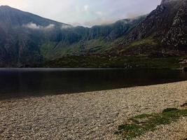 utsikt över Wales landsbygd i snowdonia nära sjön Ogwen foto