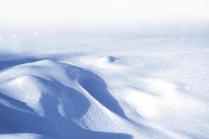 bakgrund. vinterlandskap. snöns struktur foto