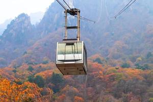 utsikt från linbanan på seoraksan mountain nationalpark, korea foto