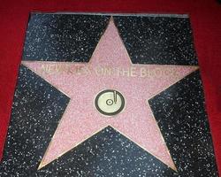 los angeles, 9 oktober - new kids on the block star at the new kids on the block Hollywood walk of fame stjärnceremoni på hollywood boulevard den 9 oktober 2014 i los angeles, ca foto