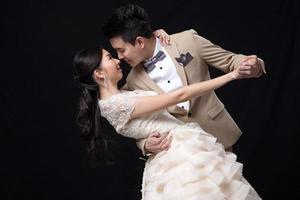 asiatiska brud och brudgum bröllop