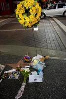 los angeles, 27 feb - minneskrans vid stjärnan av leonard nimoy på hollywood walk of fame på hollywood blvd den 27 februari 2015 i los angeles, ca. foto