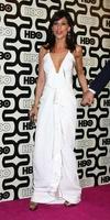 los angeles, 13 januari - perrey reeves anländer till 2013 års hbo post golden globe-fest på beverly hilton hotel den 13 januari 2013 i beverly hills, ca. foto