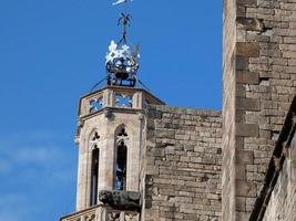 detaljer om den religiösa byggnaden, kyrkan Santa Maria del Mar i det födda distriktet Barcelona. foto