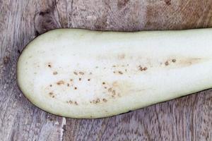 mogen saftig aubergine foto