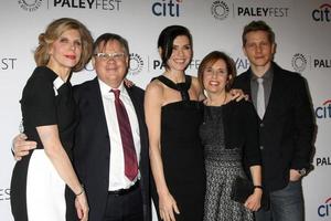 los angeles, 7 mars - christine baranski, robert king, julianna margulies, michelle king, matt czuchry på paleyfest la 2015, den goda frun på dolbyteatern den 7 mars 2015 i los angeles, ca. foto