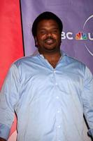 los angeles, 13 januari - craig robinson anländer till nbc tca vinterfesten 2011 på langham huntington hotel den 13 januari 2010 i westwood, ca. foto