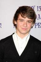 los angeles, 31 juli - christian beadles anländer till 13-årsfesten för madison pettis i eden den 31 juli 2011 i los angeles, ca. foto