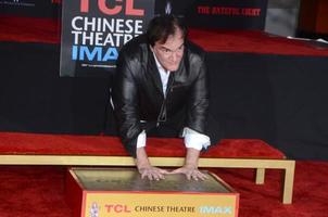 los angeles, 5 januari - quentin tarantino vid hand- och fotavtrycksceremonin i quentin tarantino på tcl chinese theatre imax den 5 januari 2016 i los angeles, ca. foto