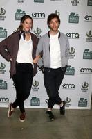 los angeles, 11 juni - amanda crew, thomas middleditch på give back-dagen för att fira nationalparkservice hundraårsjubileum i franklin canyon park den 11 juni 2016 i beverly hills, ca. foto