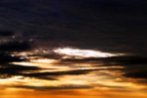 fotograferade himlen med moln foto