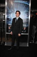 los angeles, 23 jan - jackson rathbone anländer till mannen på en avsats los angeles premiär på Graumans kinesiska teater den 23 januari 2012 i los angeles, ca. foto