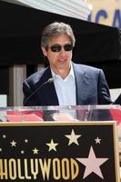 los angeles, 22 maj - ray romano vid ceremonin för att hedra patricia heaton med en stjärna på hollywood walk of fame på hollywood boulevard den 22 maj 2012 i los angeles, ca. foto