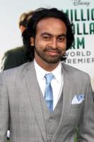 los angeles, 6 maj - pitobash tripathy på miljon dollar arm premiär på el capitan teater den 6 maj 2014 i los angeles, ca foto