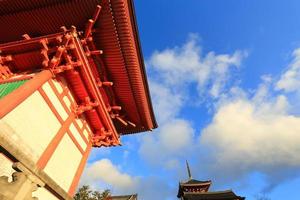 kyomizu tempel under vintersäsongen kyoto japan foto