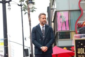 los angeles, 15 dec - ryan reynolds på ryan reynolds hollywood walk of fame på tbe hollywood och highland den 15 december 2016 i los angeles, ca. foto