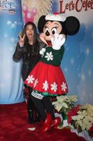 los angeles, 11 dec - roselyn sanchez, minnie mouse på disney på isen röda mattan mottagning på staples center den 11 december 2014 i los angeles, ca. foto