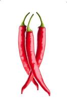 röd chili eller chili cayennepeppar isolerad på vit bakgrund foto