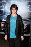 los angeles, 23 jan - zachary gordon anländer till mannen på en avsats los angeles premiär på Graumans kinesiska teater den 23 januari 2012 i los angeles, ca. foto