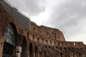 6 maj 2022 colosseum italien. Colosseum är ett arkitektoniskt monument i det antika Rom. foto