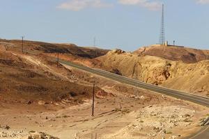 motorväg i Eilatbergen i södra Negev, södra Israel. foto
