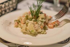 traditionell rysk sallad olivier foto