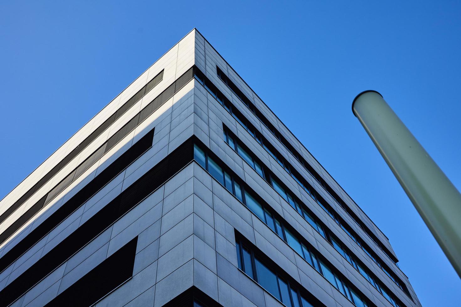 modern gebouw in de stad foto