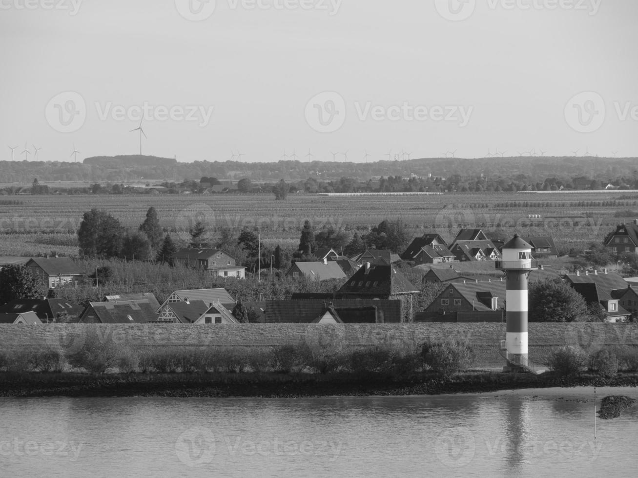 hamburg en de rivier de elbe foto