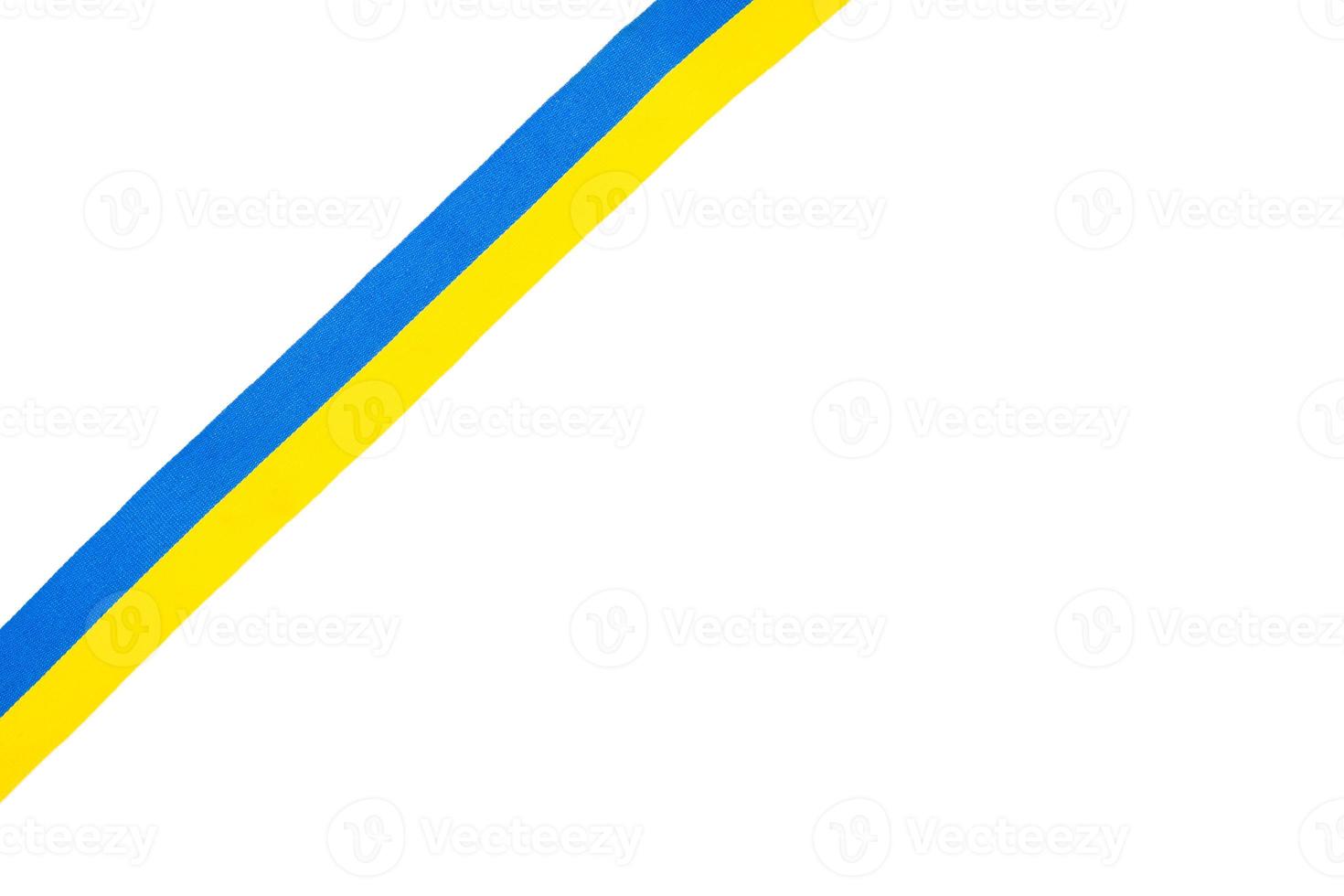 geïsoleerde witte achtergrond met blauw-geel lint vlag symbool van Oekraïne mockup foto