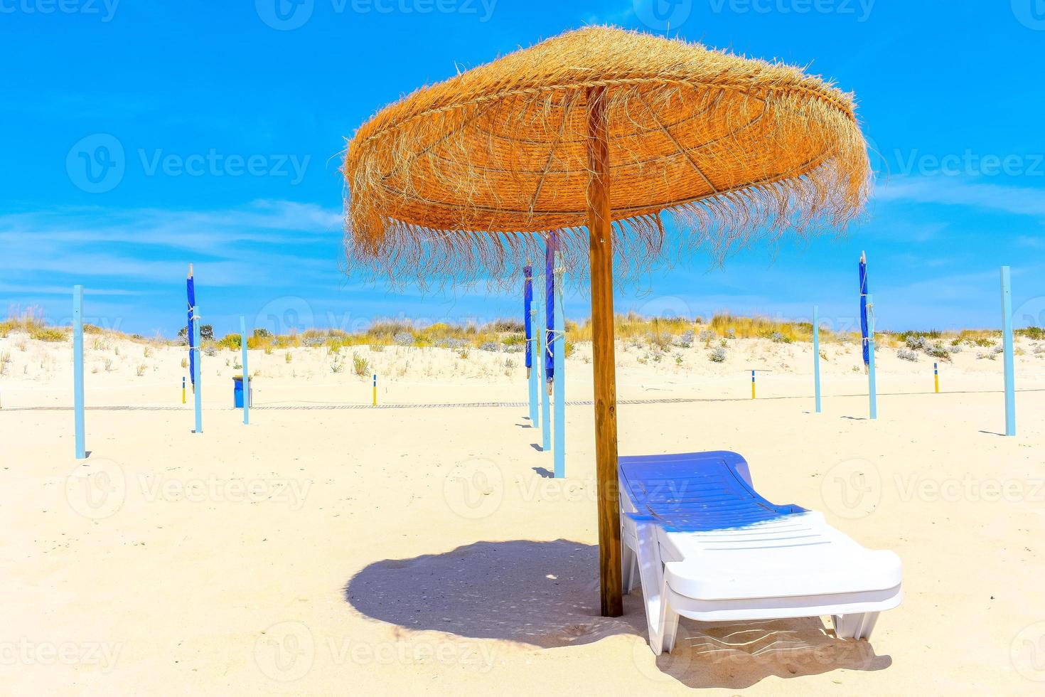 parasol en strand foto