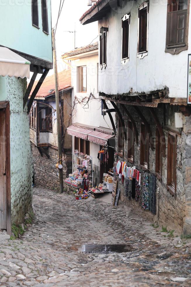 straat in het dorp cumalikizik, bursa, turkije foto