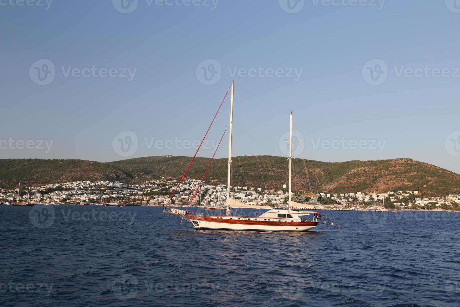 zeilboten in de stad Bodrum foto