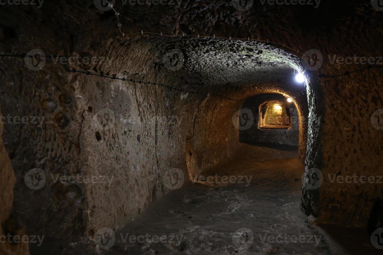 derinkuyu ondergrondse stad in cappadocië foto